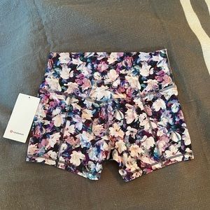 Lululemon Align Shorts 4” - Size 10